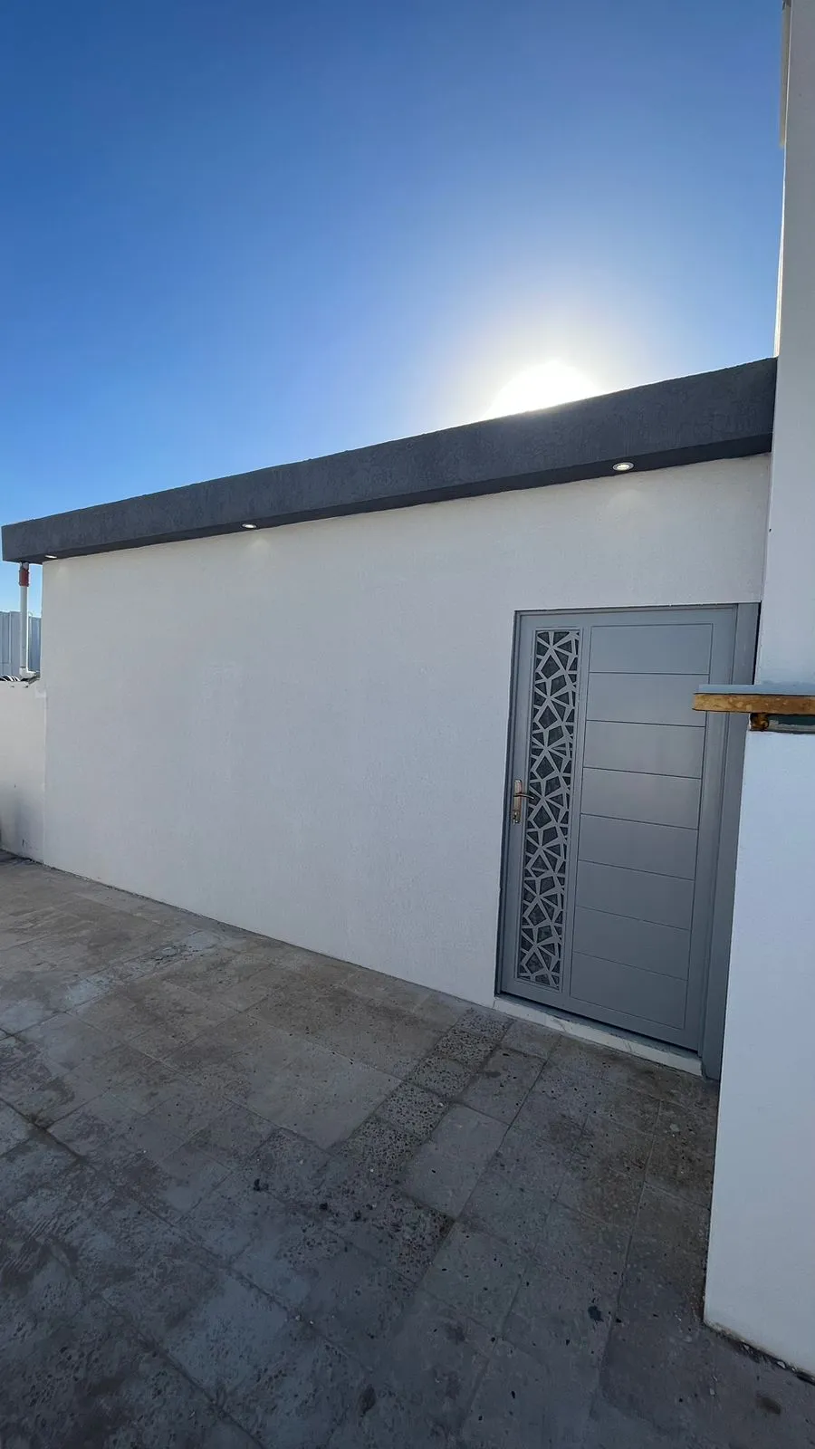 بناء ملاحق من الساندويتش بانل في جدة بجودة عالية