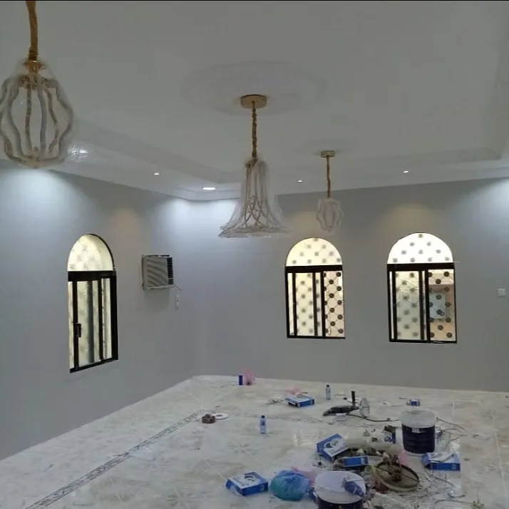 دهانات جدة: عالم من الألوان والأناقة