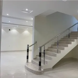 دهانات جدة: عالم من الألوان والأناقة