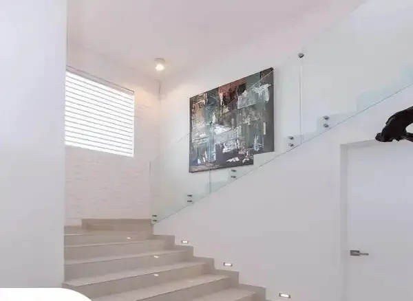 دهانات جدة: عالم من الألوان والأناقة