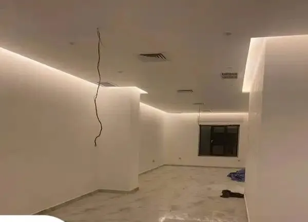 الدهانات الداخلية: لوحة فنية تتجدد كل يوم في جدة 