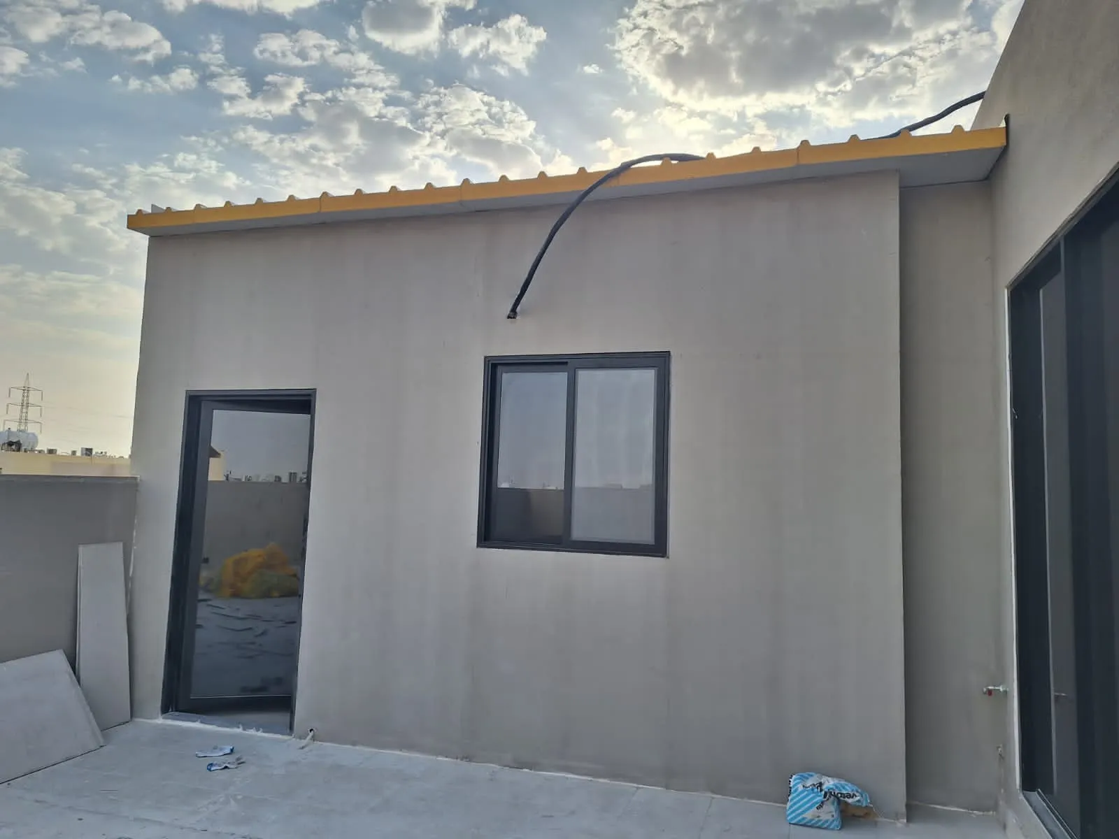 معلم تشطيبات وترميمات ملاحق خارجية عصرية في جدة