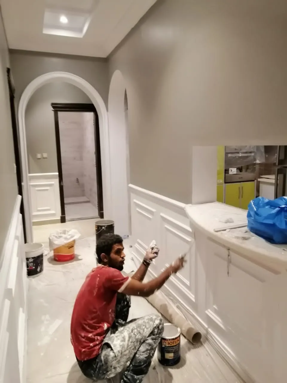 معلم دهانات حديثة معلم ديكورات في جدة