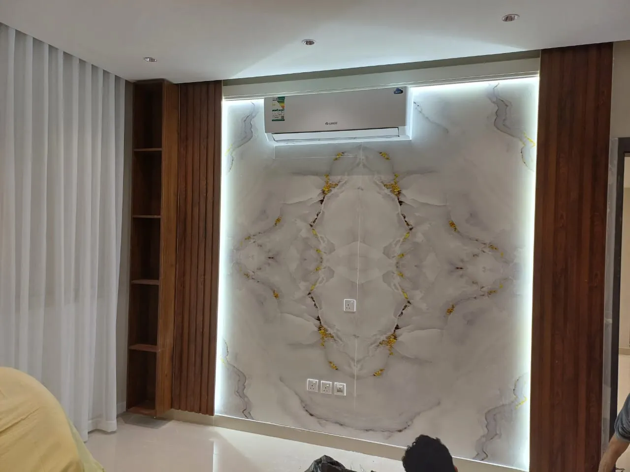 معلم ممتاز ومحترف لديكورات بديل الرخام في جدة 