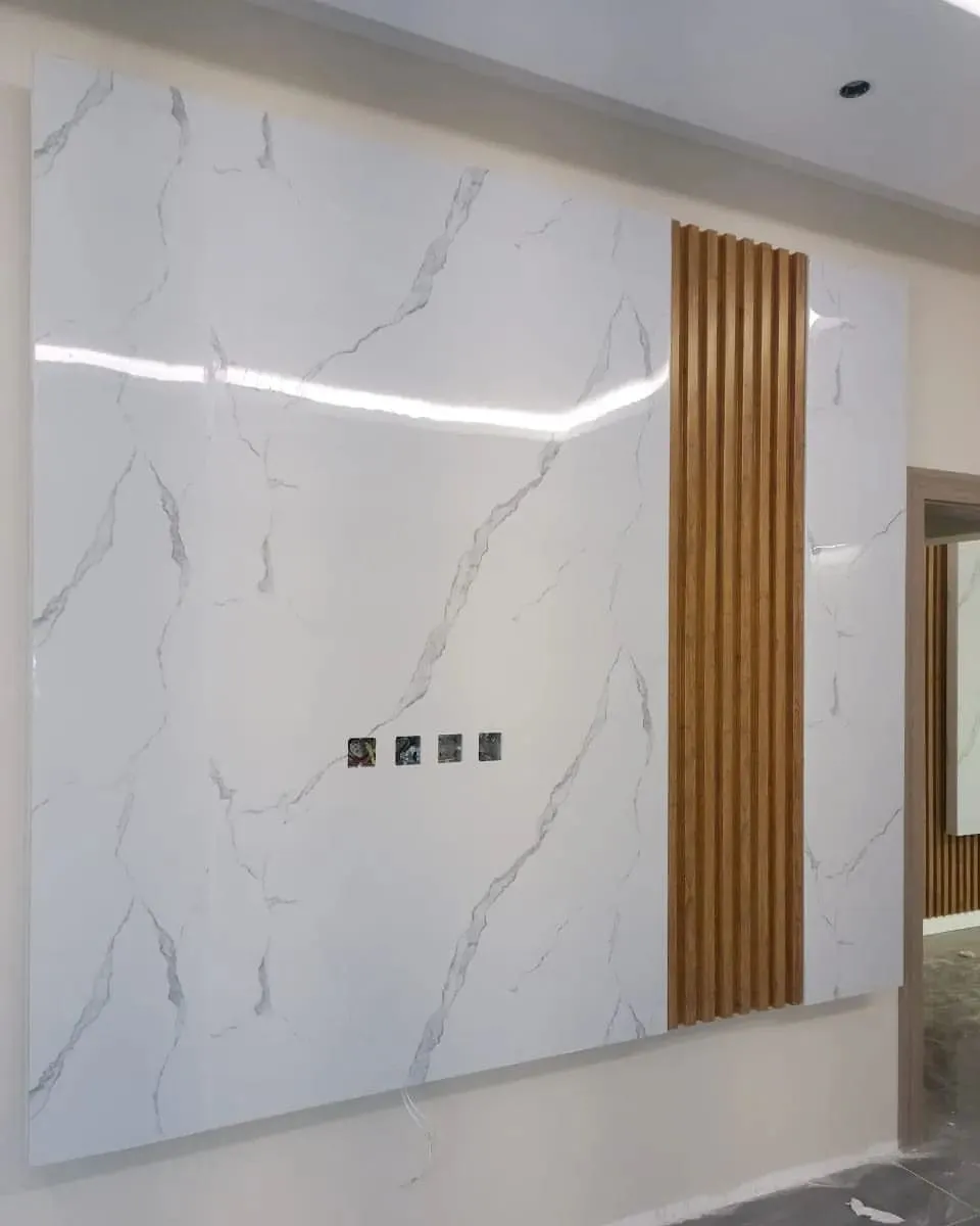 معلم ممتاز ومحترف لديكورات بديل الرخام في جدة 