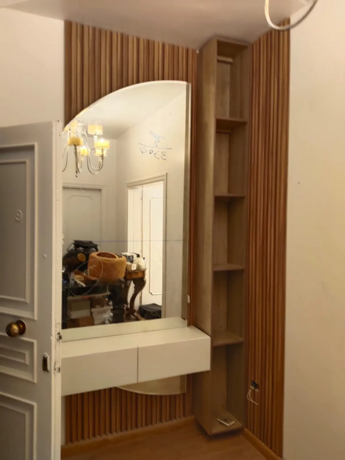 مقاول لتركيب ديكورات بديل الخشب بجدة وجميع مناطق واحياء جدة 