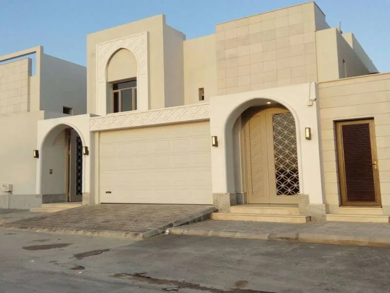 دهانات واجهات الجرافيت والبروفايل مودرن في جدة 2025